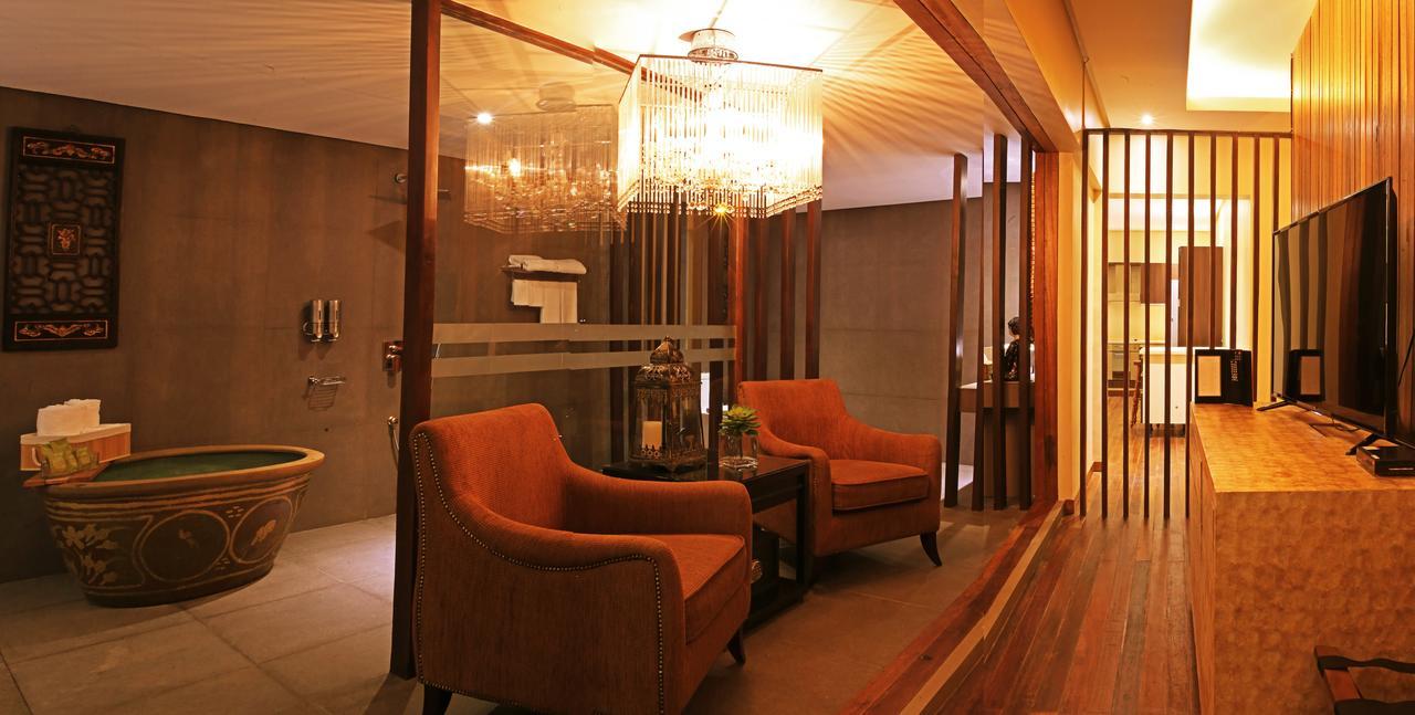 The Oriental Luxury Suites Batangas Phòng bức ảnh